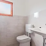Front In Kneze With Wifi Διαμέρισμα Pupnat