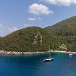 Διαμέρισμα Front In Kneze With Wifi *