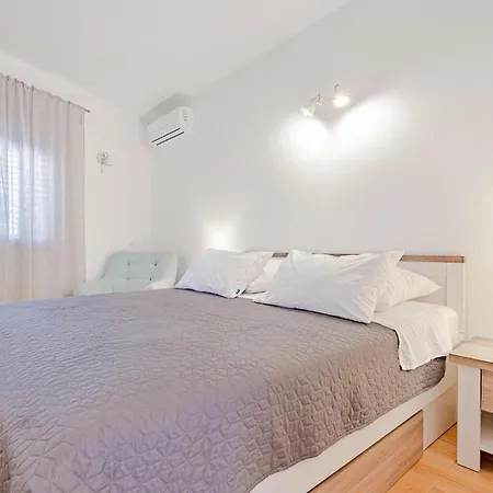 Apartament Cozy In Kneze With House Sea View *