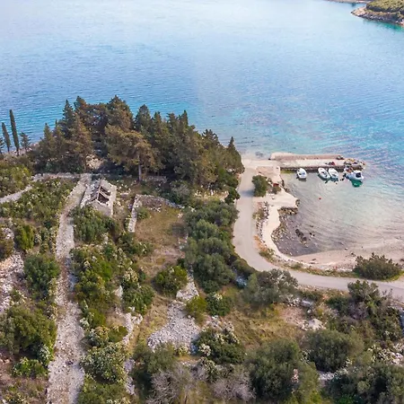 Front In Kneze With Wifi Διαμέρισμα Pupnat