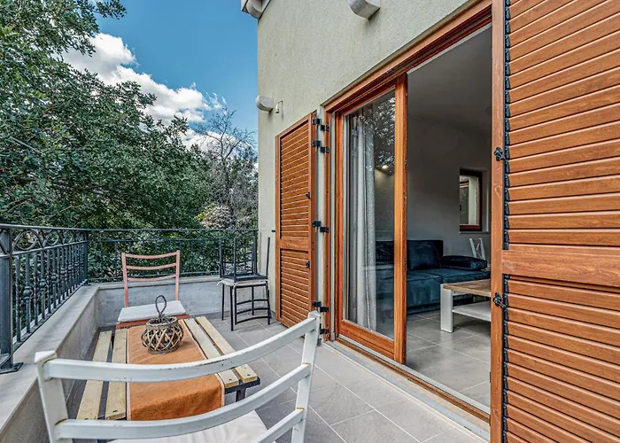 Apartment Amazing In Kneze With Wifi Pupnat